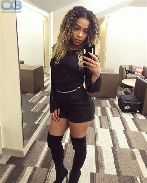 Wow! JoJo Offerman Nude Fappening Leak!